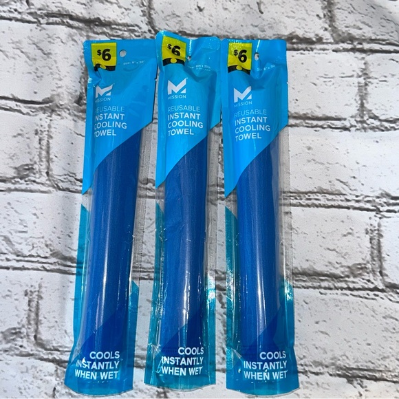 🆕 3 Mission Reusable Instant Cooling Towels - Picture 1 of 4